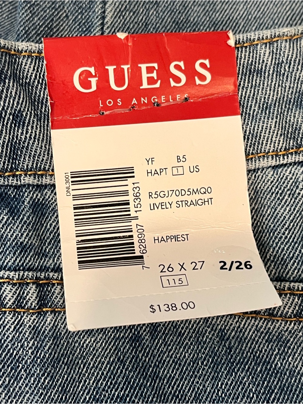 NWT GUESS Women’s Lively Straight Jeans in Light Blue Denim - Picture 6 of 7